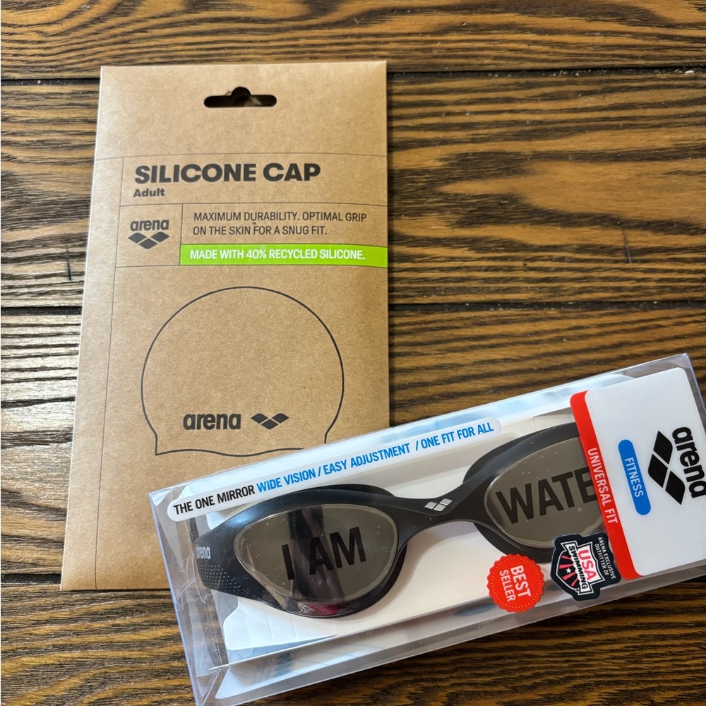 Arena Silicone Cap and Goggles Set - Black